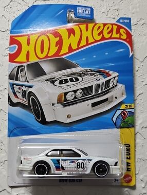 Hot Wheels BMW 635 CSi Die-Cast Toy Car - White with Blue & Red Racing Stripes